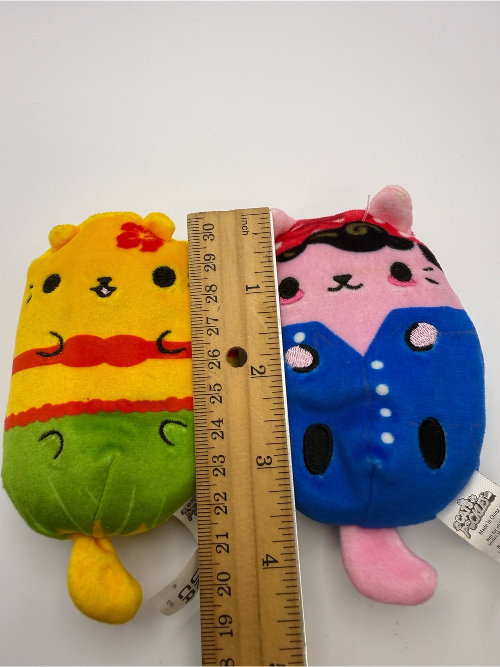 2 Cats VS Pickles Kawaii Plush Toy - Picture 3 of 4